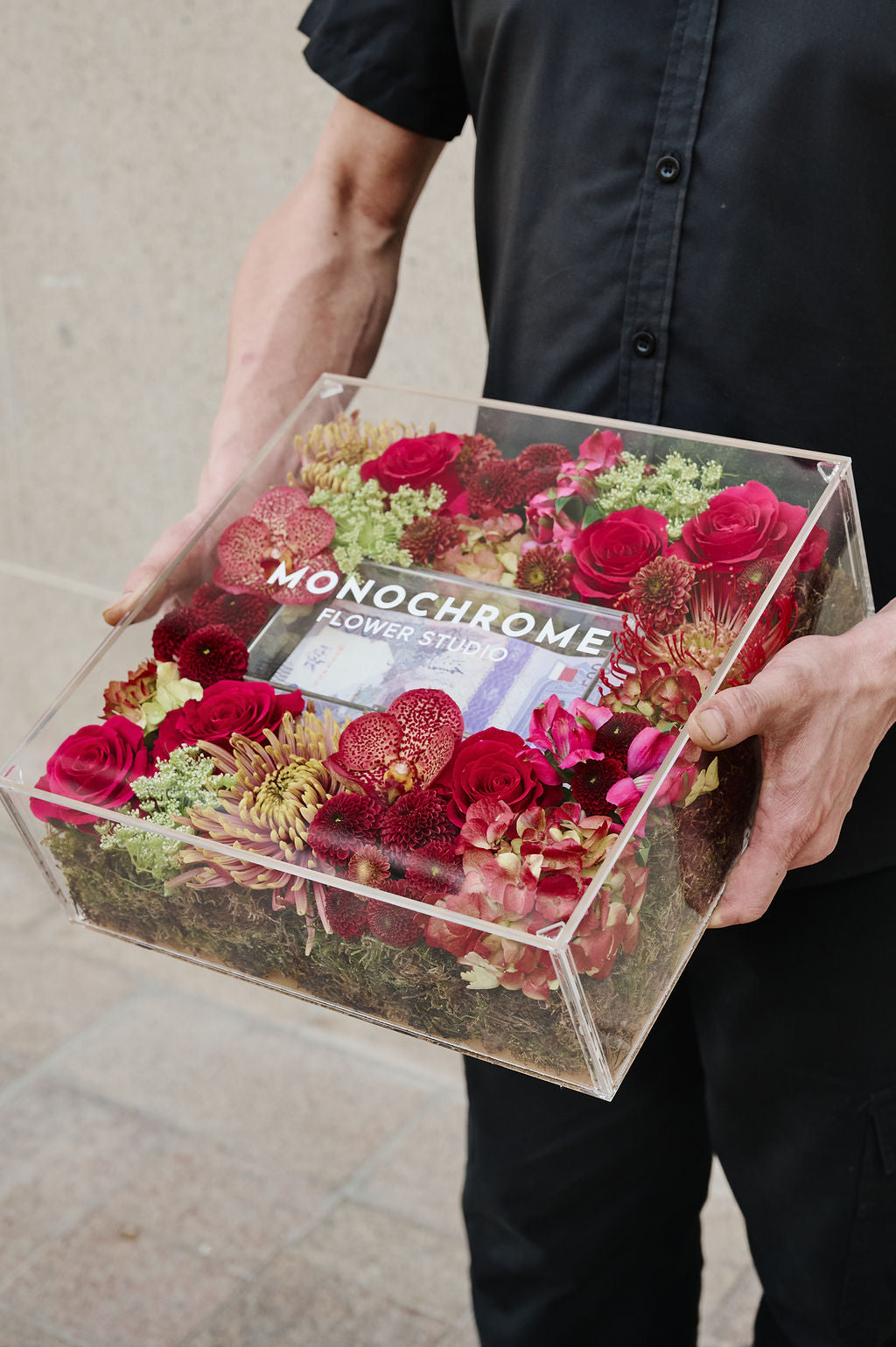 SIGNATURE CASH BOX